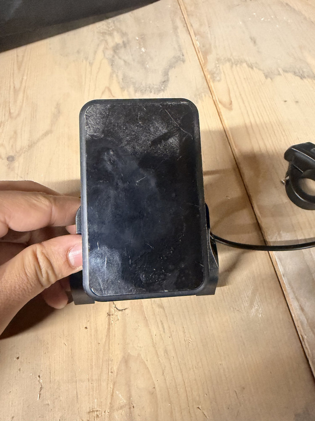 Gebruikt display 7Go EB2 – exemplaar A, krassen, met beugel